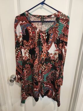 WinWin Paisley Flare-Bottom Tunic in Black Red, Teal, Orange L-XL